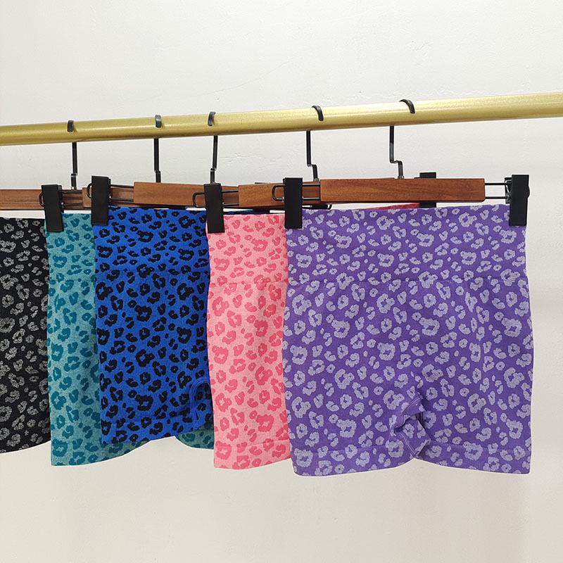 Персиковые шорты для йоги с леопардовым принтом и высокой талией - быстросохнущие, эластичные шорты для женщин