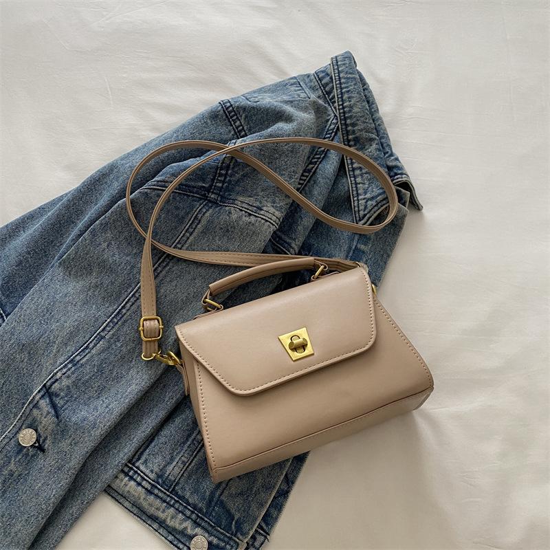 Модная и универсальная повседневная сумка высокого качества, женская осенняя мягкая простая маленькая квадратная сумка