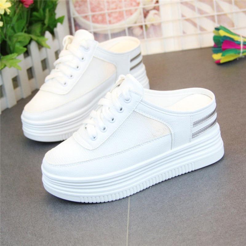 Праздничные тапочки женские летние на платформе с закрытым носком, женские лоферы, кроссовки-слайды на танкетке, сетчатые дышащие тапочки