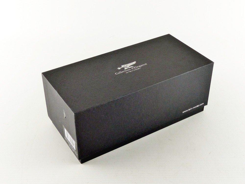 Collection Cadillac 1938 Series 90 V16 Town Car Pius XII d'Elegance 1/43