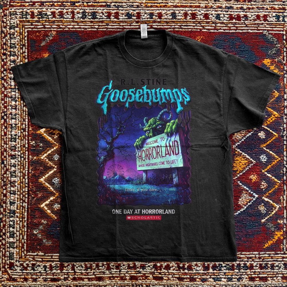Goosebumps Welcome To Horrorland Classic Unisex TShirt Size S5XL Unisex T-Shirt