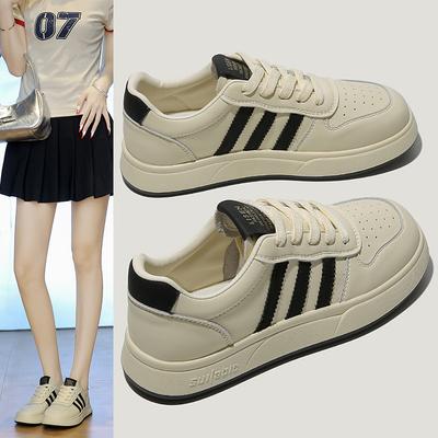 Женская обувь – Кроссовки