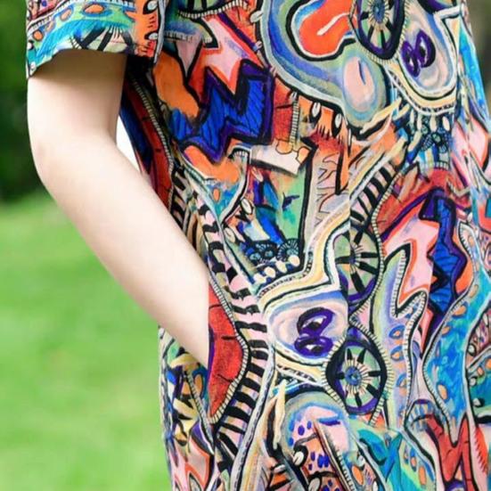 Женское летнее платье с красочным принтом граффити и круглым вырезом с короткими рукавами, свободное до колена и боковыми карманами, пуловер, повседневное платье миди для покупок