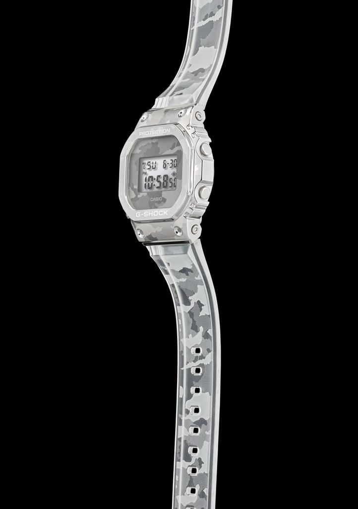 Casio Серия Skeleton Camouflage Прозрачные G-Shock GM-5600SCM-1JF Мужские часы,