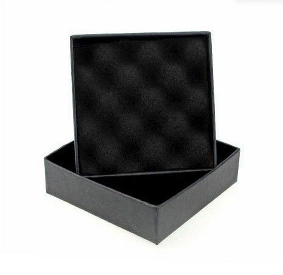 Женский магнитный браслет с листьями и бриллиантовой инкрустацией