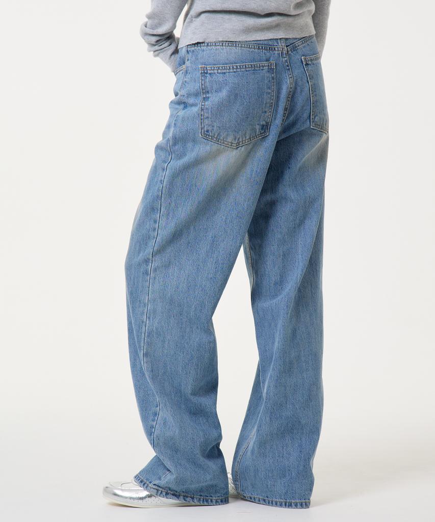 UNKNOWN PLANET Daily Mid-Wide Denim Pants Light Blue