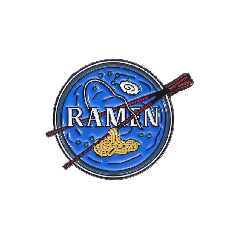 Эмалированные значки Космонавт Космос На заказ РАМЕН ПИЦЦА Еда Исследование Космоса Броши Значки на лацкан Панк-украшения Подарок для друзей