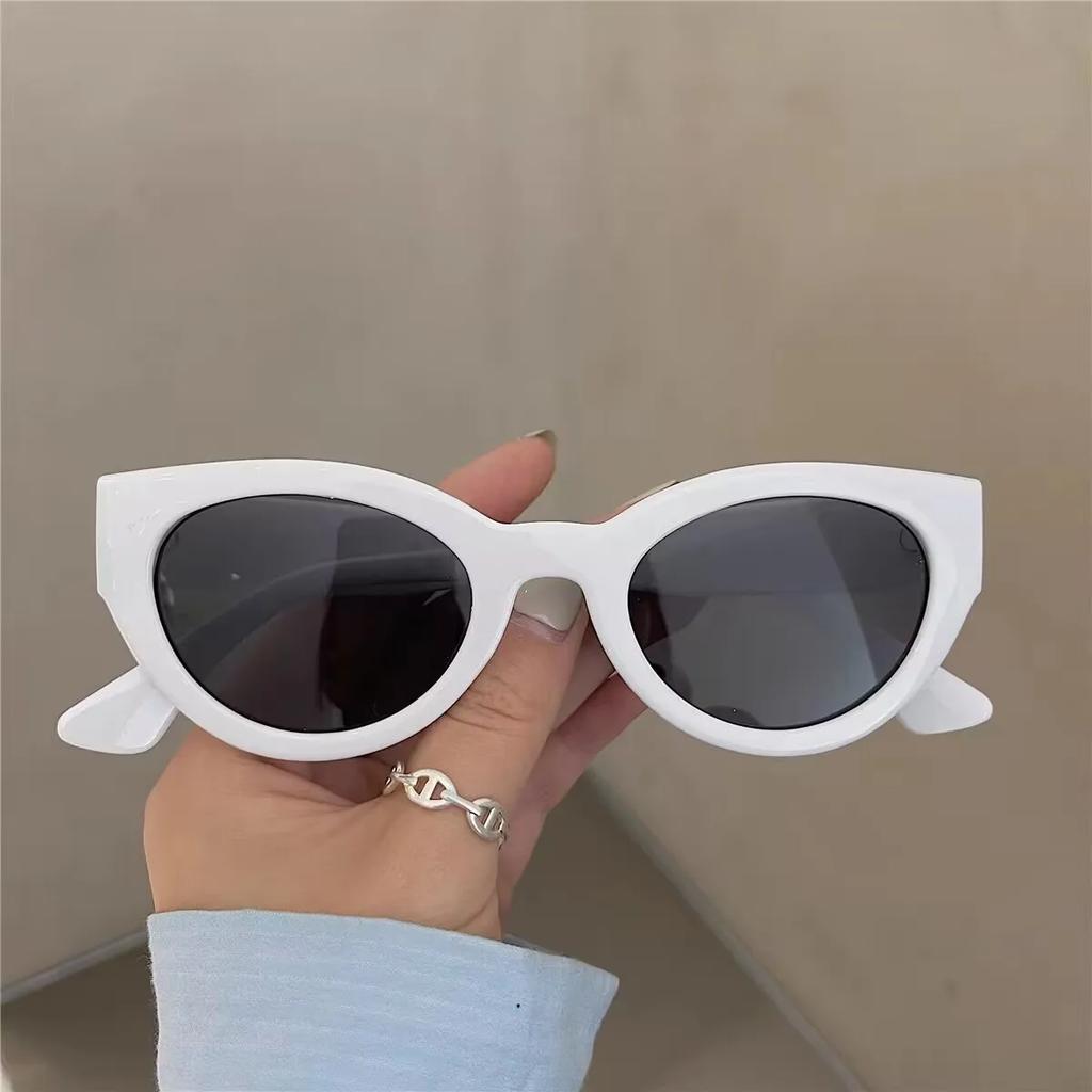 Retro Cat Eye Sunglasses For Women Small Frame Black Gradient Ladies Sun Glasses Vintage Brand Designer  Uv400
