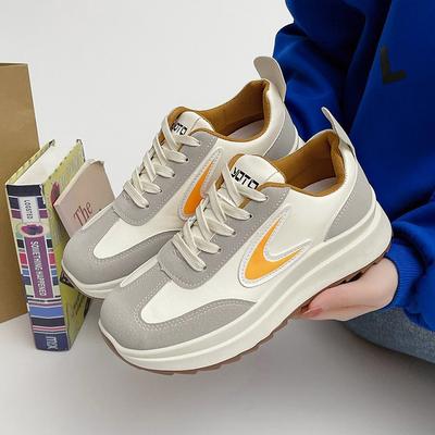 Неуклюжие кроссовки для женщин. Модные весенне-летние новые повседневные женские туфли на шнуровке, легко сочетающиеся с толстой подошвой.