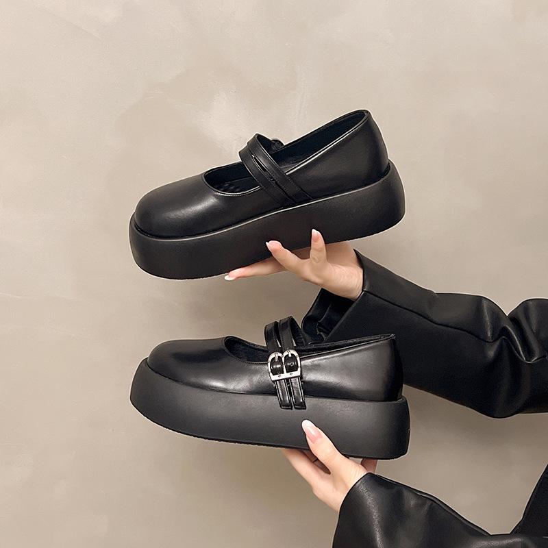 Ретро универсальные туфли Мэри Джейн для девочки весна 2025 новая платформа французский сказочный стиль стиль колледжа маленькие кожаные туфли тренд