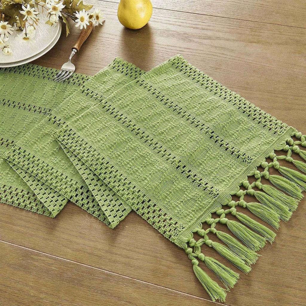 Luxurious Bohemian-Style Cotton Linen Woven Table Runner With Tassels, Perfect For Home Décor, Modern Farmhouse Style, And Table Decoration.