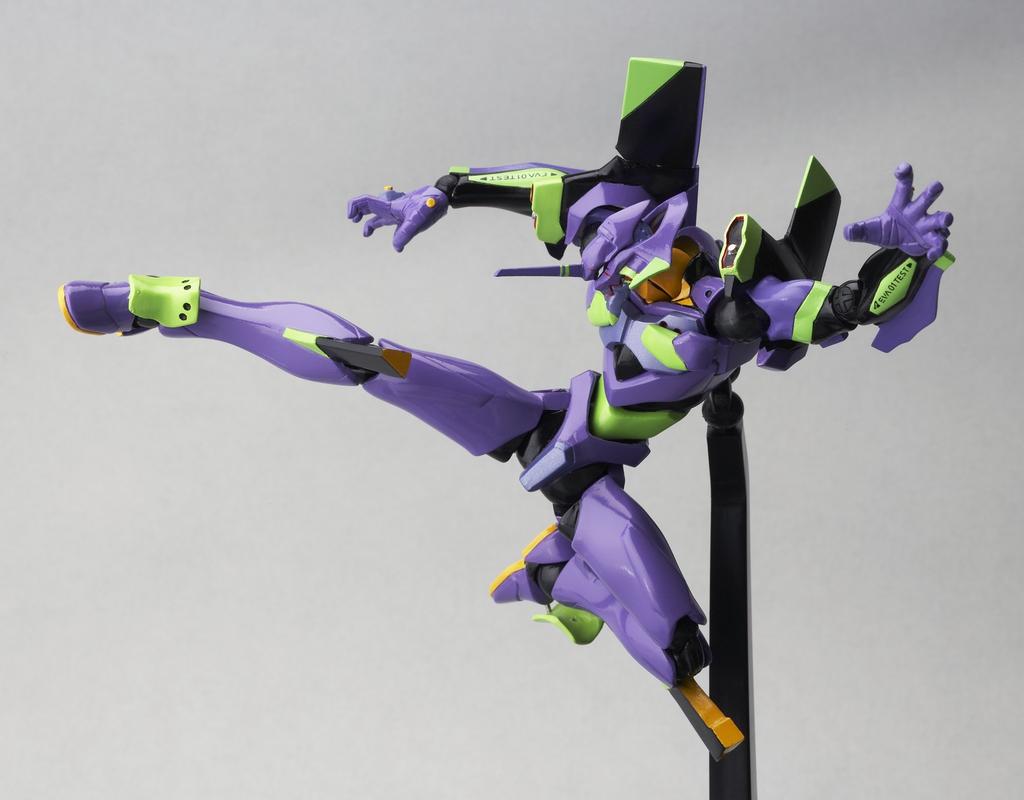 Revoltech Yamaguchi Новое Театральное Издание Evangelion No.32 Unit-01