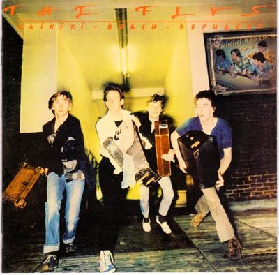 CD FLYS - Беженцы пляжа Вайкики АхойCD182 Капитан Oi! 2001 UK Rock Использованный