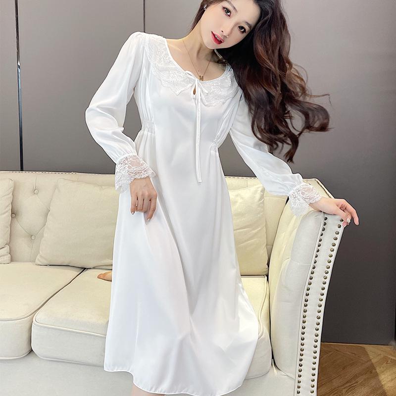 Женская длинная ночная сорочка из ледяного шелка с кружевной отделкой - Весна/Осень
