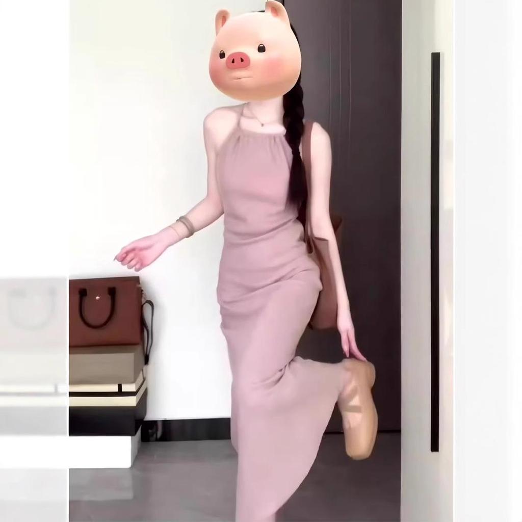 Приталенное летнее платье в стиле ретро хай-энд на бретелях-халтер