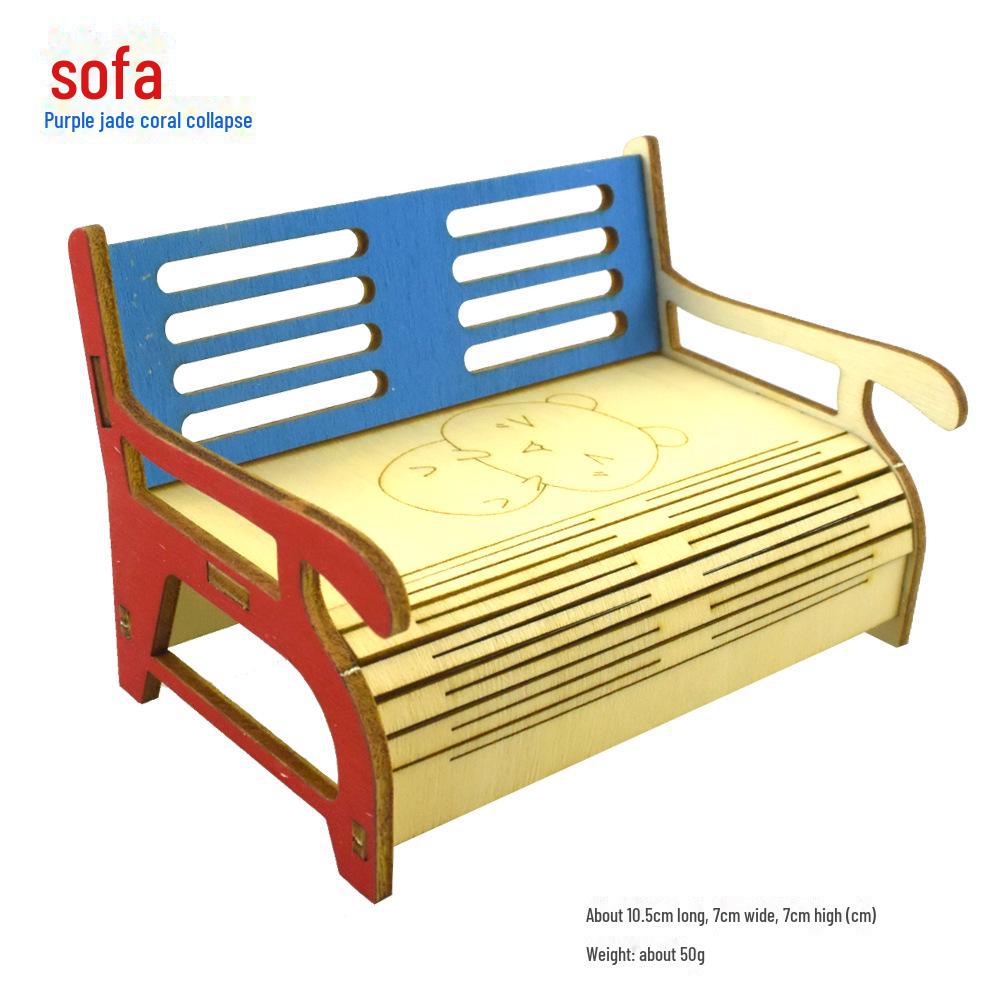 Домик-машина для хомяков из цельного дерева с лестницей и платформой-гнездом для всех сезонов.