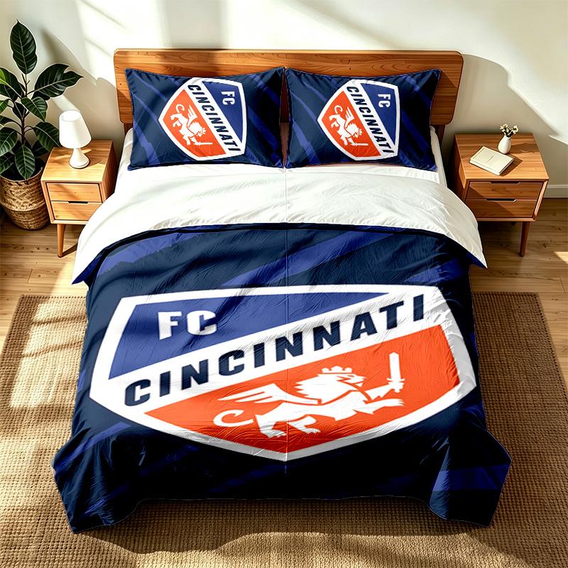 FC Cincinnati (1) 3pc set suitable for master bedrooms soft and comfortable an ideal gift for family and friends Includes one duvet cover and two pill