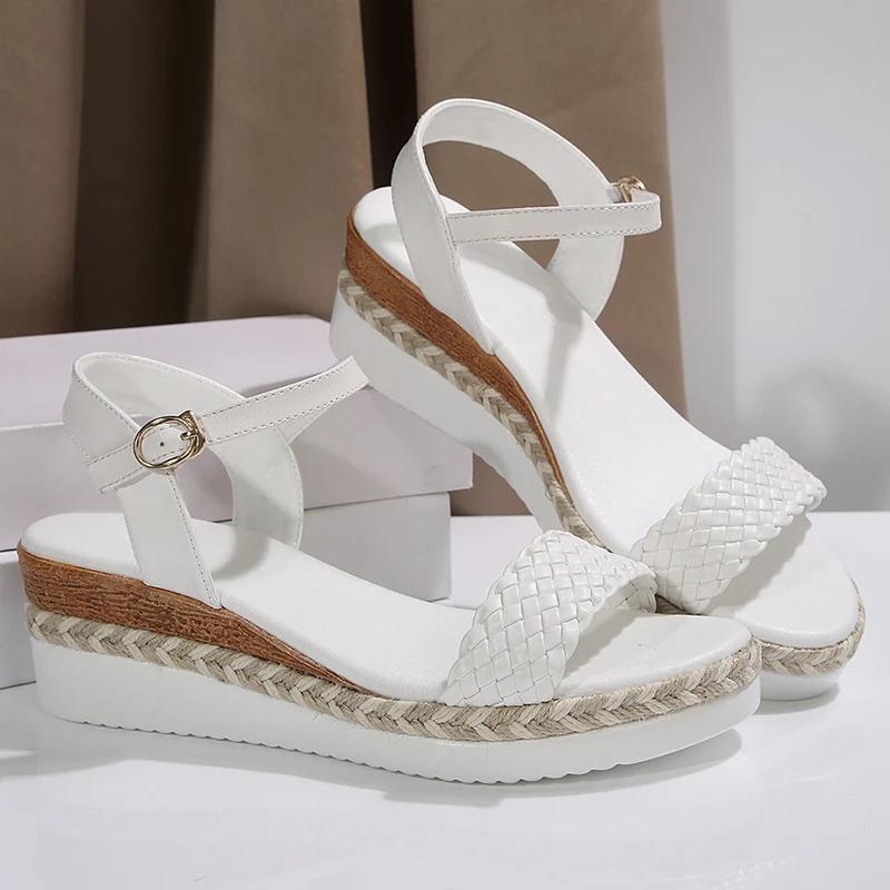 Модная летняя обувь на танкетке, женские туфли на каблуке, плетеные сандалии, женская обувь 2025, платформа, толстая подошва, повседневные сандалии, женская обувь, легкая, больших размеров, римская обувь