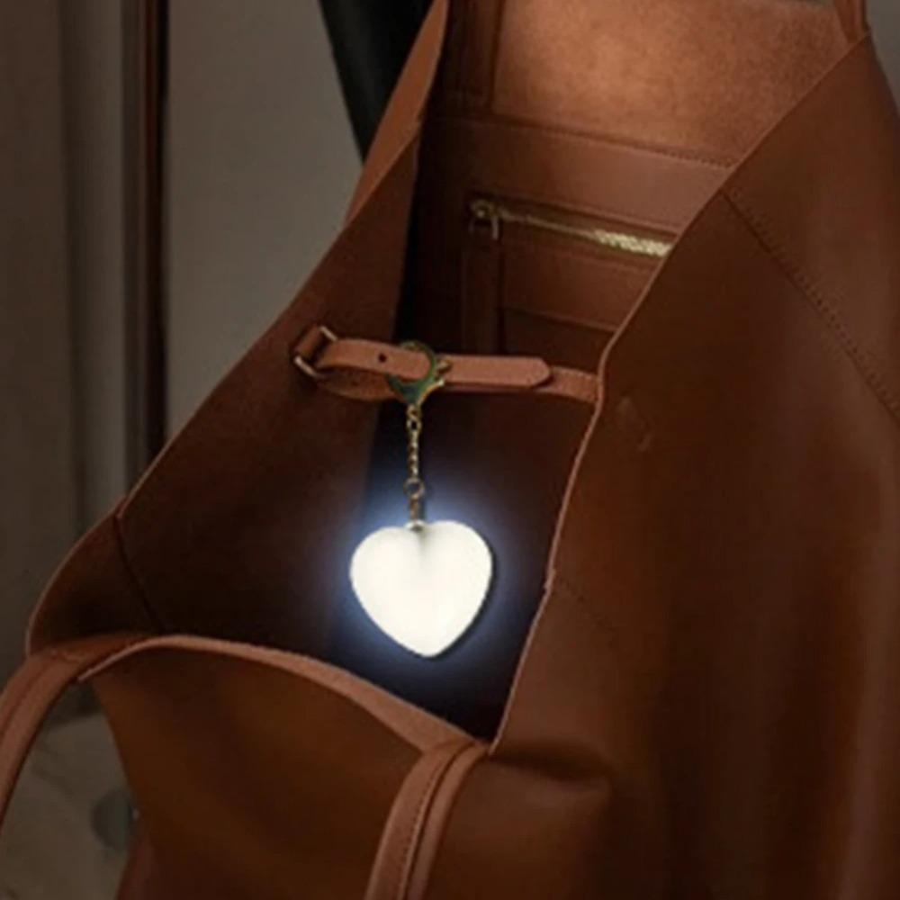Rechargeable Love Shape Keychain Light Lightweight Heart Shape Bag Lamp For Women/Girls