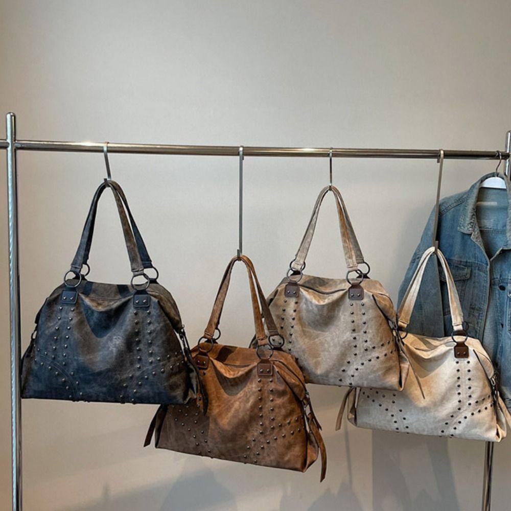 Retro American Style Rivet Shoulder Bags Large Capacity Y2K Shoulder Bag Outdoor