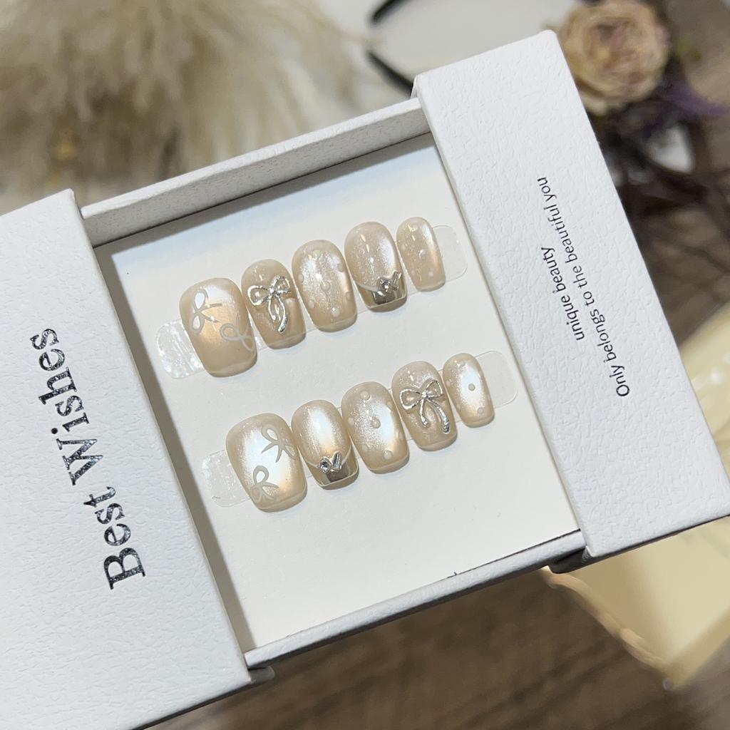 Cat Eye Scent Style Wearing Armor Short Style High-end Ambient Light Bulb Cat Eye Nail Art Hand-painted Bow Magic Mirror French