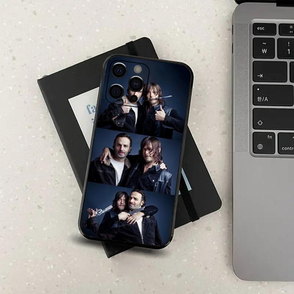 R-Rick Grimes and Darryl D-Dixon Phone Case For Apple iPhone 15,14,13,12,11,Pro,X,XS,Max,XR,Plus,Mini Soft Black Cover
