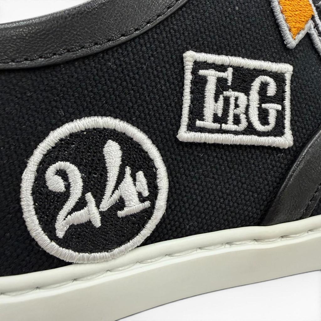 Pristine HERMES sneakers Innocent Leather logo patch, lace-up design black 36 Used