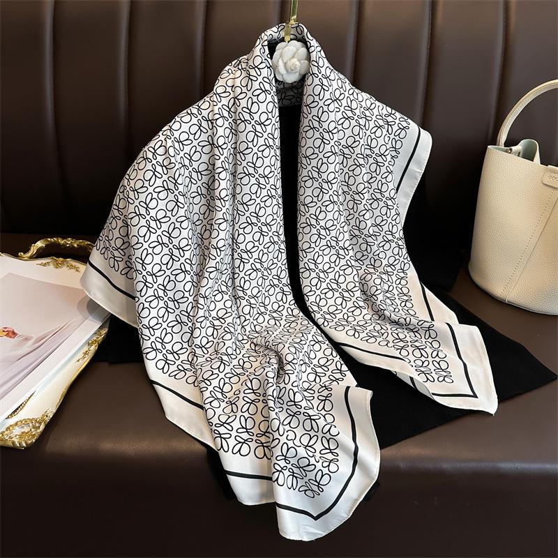 90 * 90cm New Twill Silk Simple Sun Protection Warm Large Square Scarf Shawl Headscarf For Women