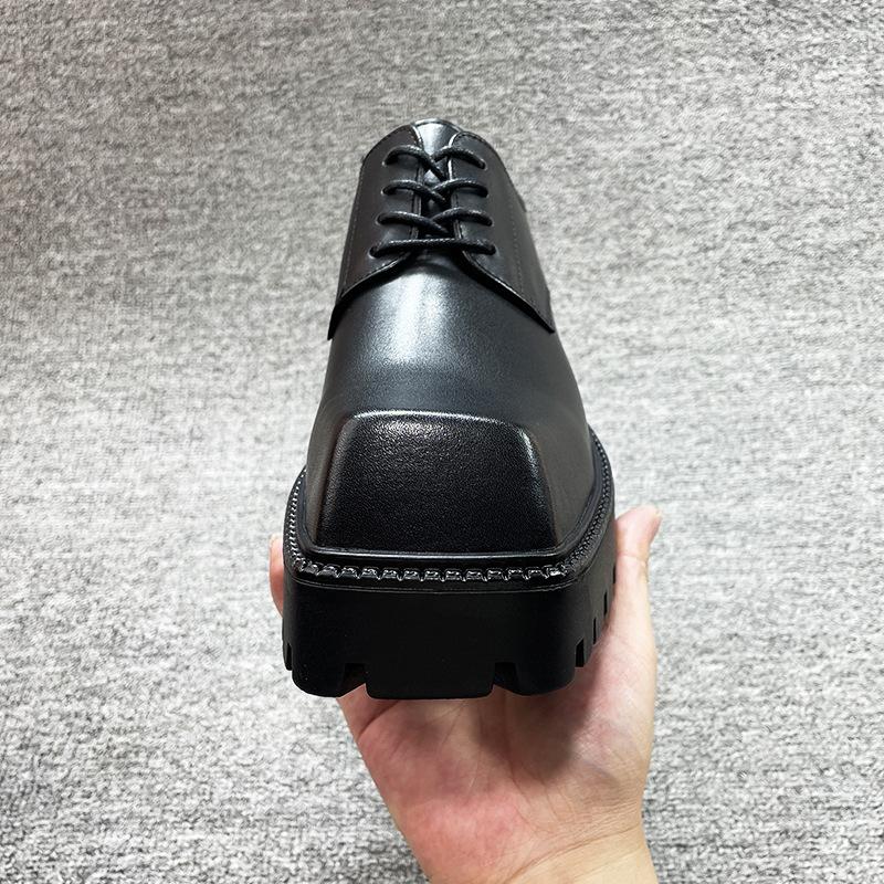 Корейская версия подростковых туфель с квадратным носком из маленькой кожи, мужские туфли на платформе, трендовая универсальная повседневная обувь, мужские туфли дерби, свадебная обувь