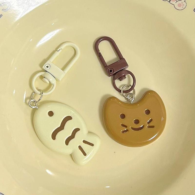 Cute Little Cat Fish Keychain Creative Personalized Pendant Keyring Phone Charms Car Key Accessories Schoolbag Pendant