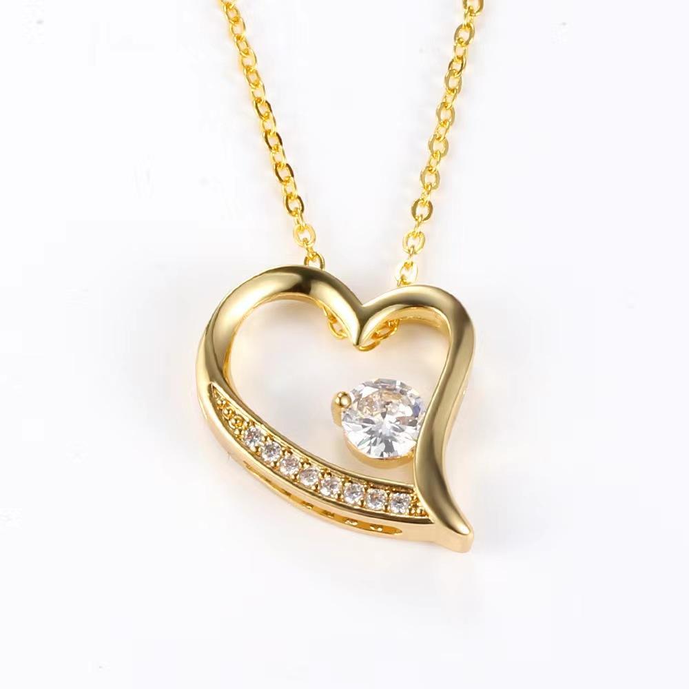 Design sense three-dimensional heart-shaped synthetic zircon pendant light luxury temperament accessories Internet celebrities same necklace jewelry