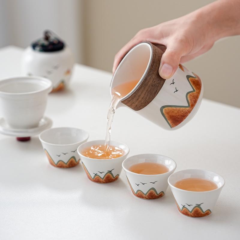 Guochao merchandise thousands of miles of Jiangshan Kung Fu tea set, a pot of four cups gift box set, the whole set of company business gifts