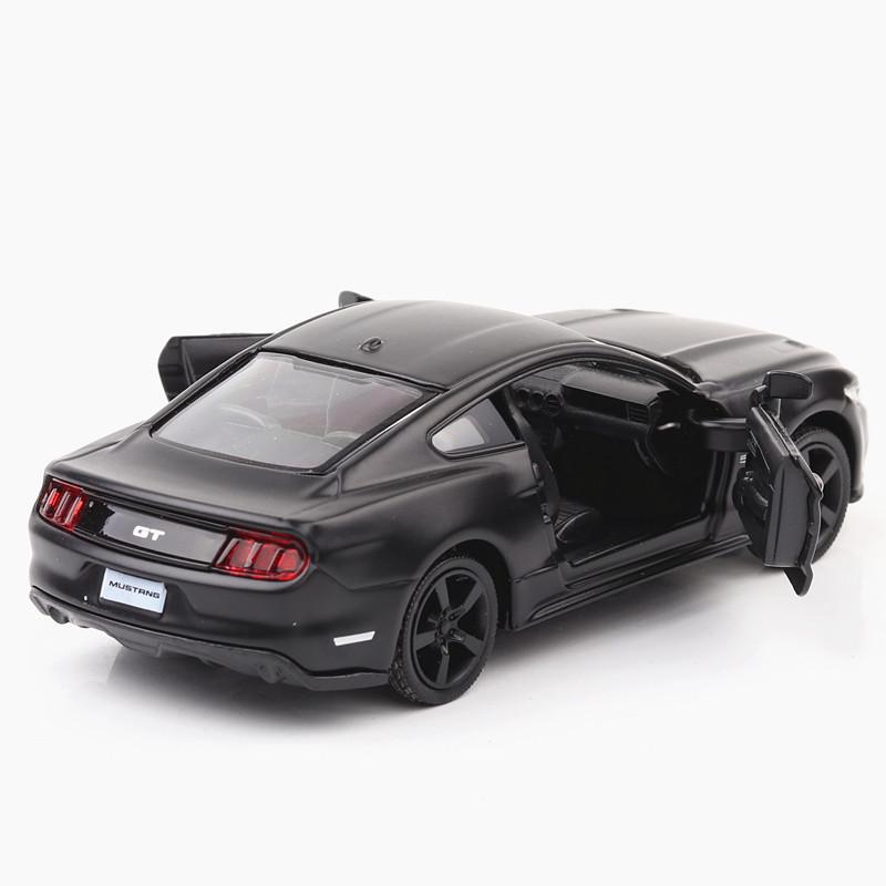 Ford Mustang GT Сплав 136 Модель Спортивного Автомобиля Литье Металлические Игрушечные Машинки Модель Автомобиля Высокая Симуляция Детские Игрушки Подарок Коллекция