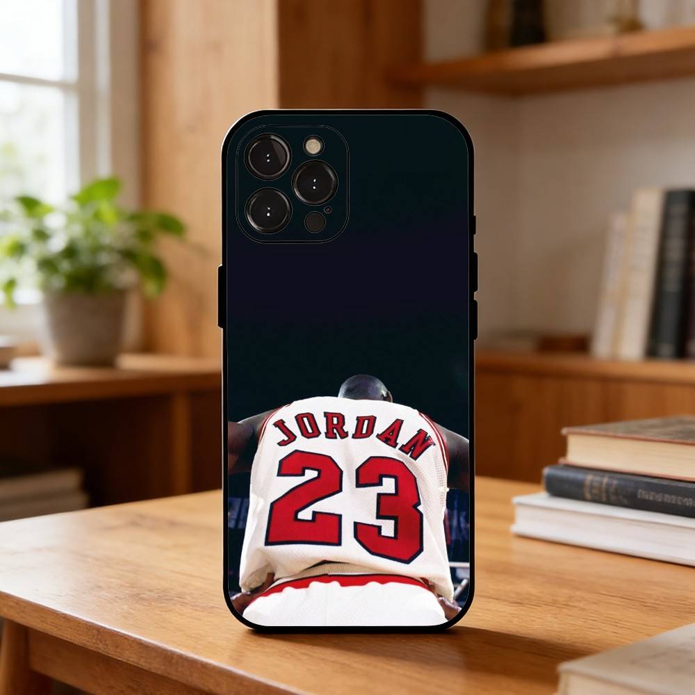 Крутой и Классический Чехол J-Jordan Для iPhone17 16 15 14 13 12 11 Pro Max Plus, 5G Мягкий Черный Чехол