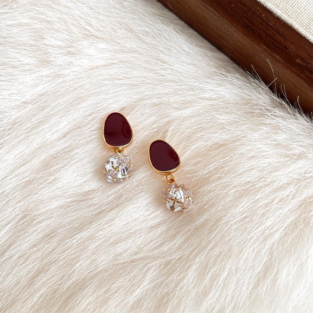 French Vintage Red Geometric Earrings: Retro Style, High-End Luxury Drip Glaze, Unique Niche Design