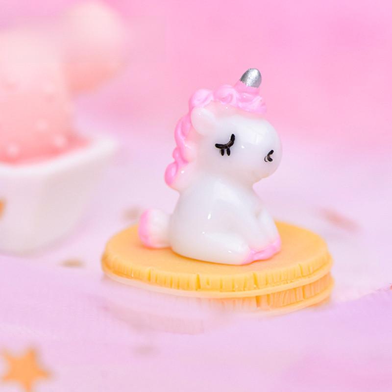 Очаровательные мини-фигурки единорогов, смола, красочный мультяшный стиль, идеально подходят для сказочных садов