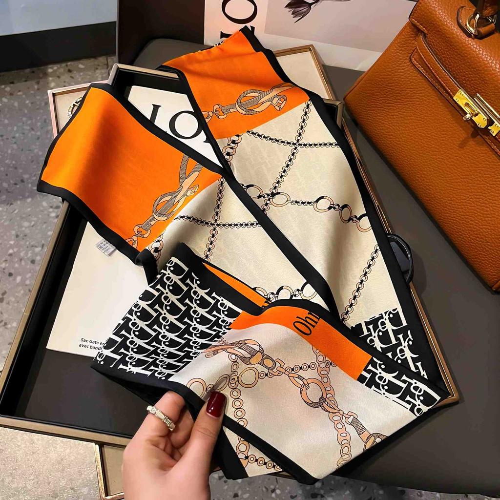 Silk scarf women's high-end sense, thin in winter, versatile in winter, suit, thin and narrow neck protection, scarf, new long and small scarf.