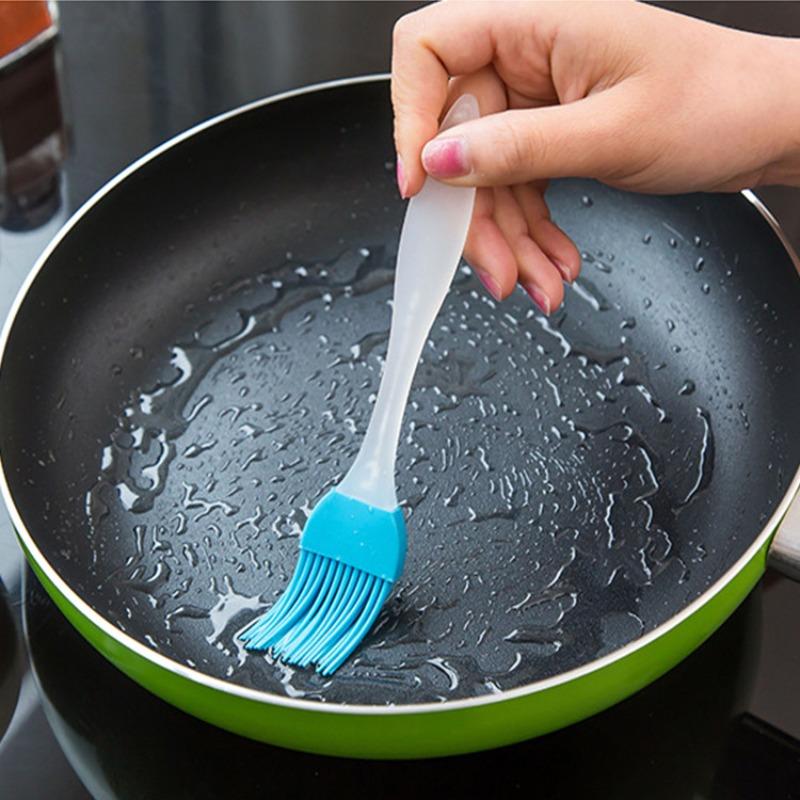 1PC Flour Pastry Brush Can Be Disassembled Silicone Cake Brush Baking Utensil Kitchen Silicone Barbecue