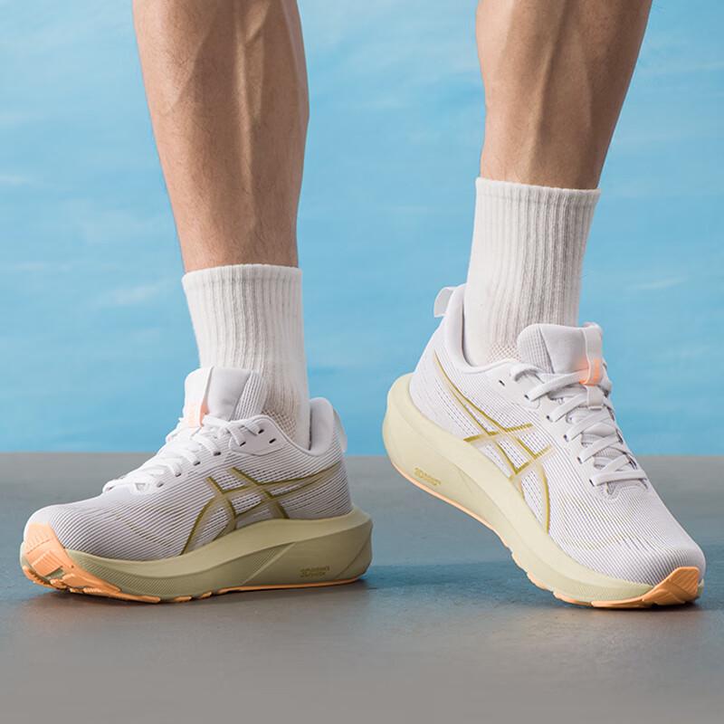 Asics Мужские всесезонные шоссейные кроссовки 1011C077-100