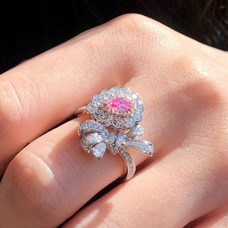 Romantic Knot Shaped Women Ring Elegant Wedding Party Two Tone Jewelry with Pink CZ Feminine Trendy Accessories for Lady