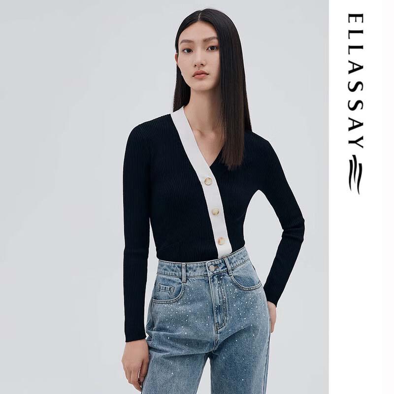 ELLASSAY Women's Contrast V-Neck Knit Sweater