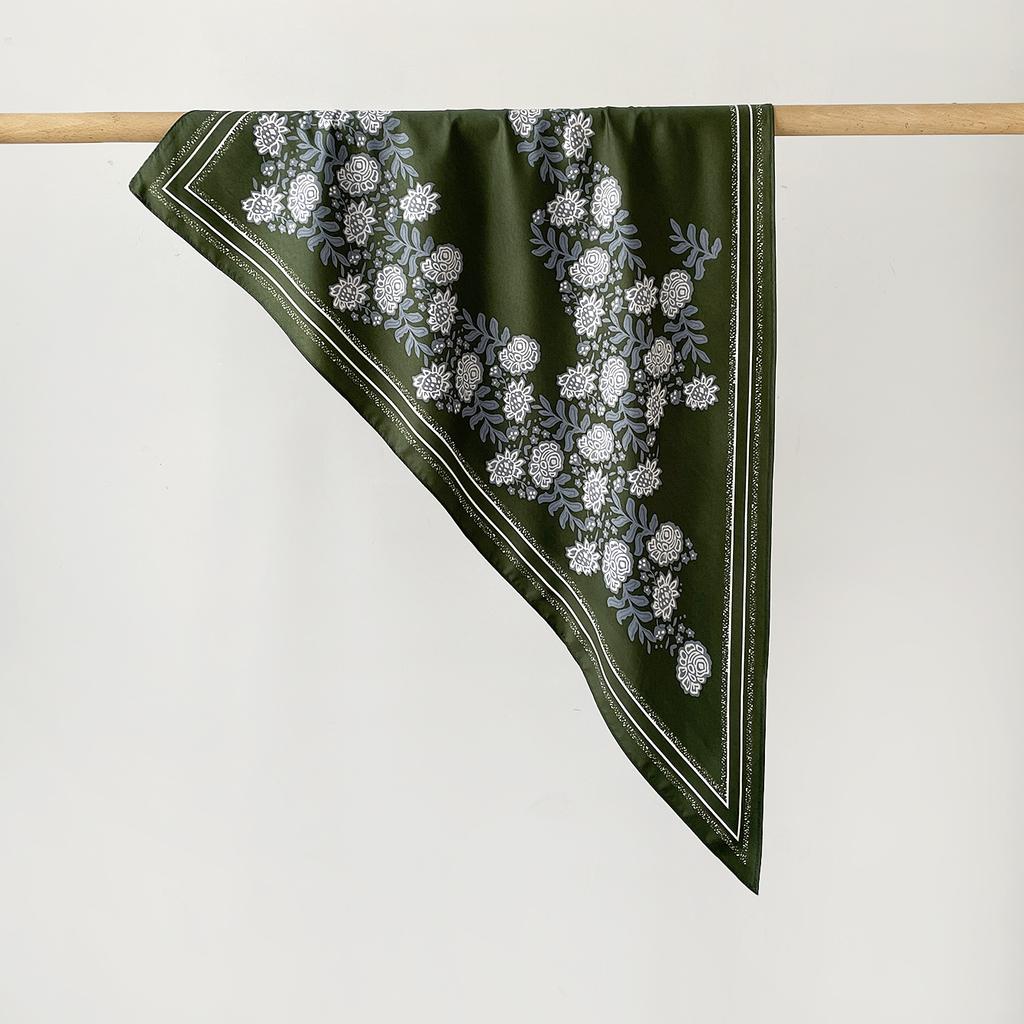 Twill Light Luxury High Sense Simulation Silk Headscarf Waist Triangle Scarf Silk Scarf Multi-Function