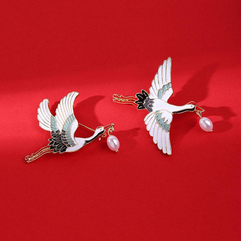 Women's Chinese Style Crane Enamel Brooch Pin for Hanfu Clothing
