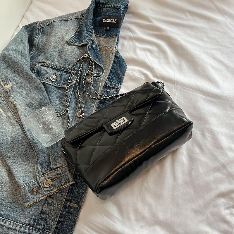 Популярная сумка-ромб на цепочке для通勤, женская, новая модная тенденция 2025 года, сумка на плечо, модная сумка-мессенджер для женщин