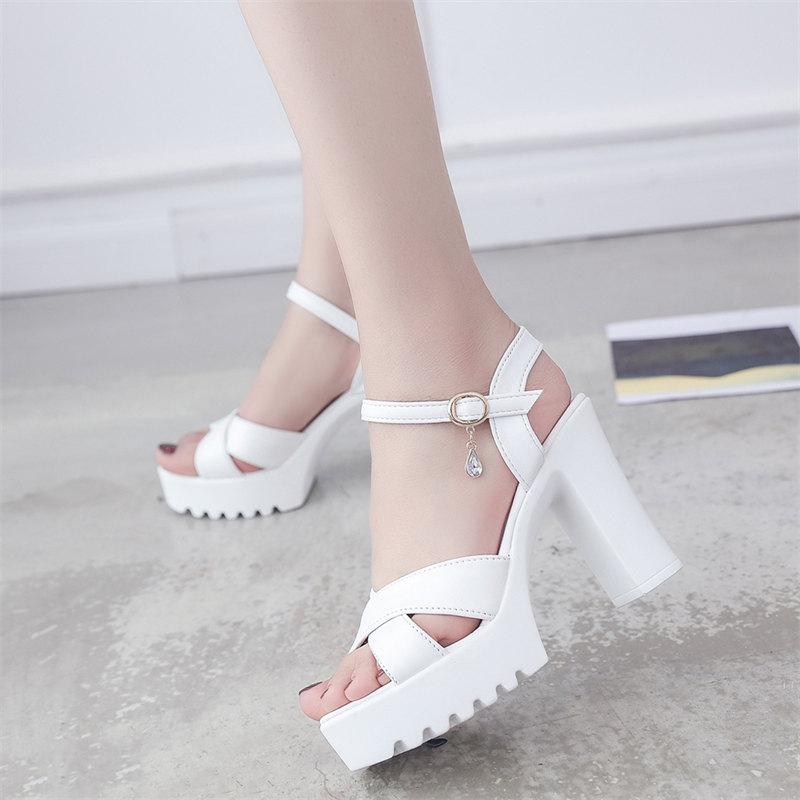 Модные белые босоножки женские Модные элегантные босоножки на высоком каблуке с застежкой «рыбий рот» и танкеткой на платформе женские Классические босоножки на толстом каблуке с пряжкой на щиколотке