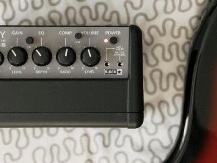 3 Bass 3W compact desktop bass amplifier Blackstar/FLY 3-watt [built-in overdrive]