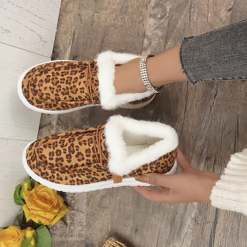 Модная трендовая женская обувь на плоской подошве 2024 Зимний дизайн с леопардовым принтом Универсальная плоская подошва С рукавом для стопы Плюшевые оверсайз сноубутсы
