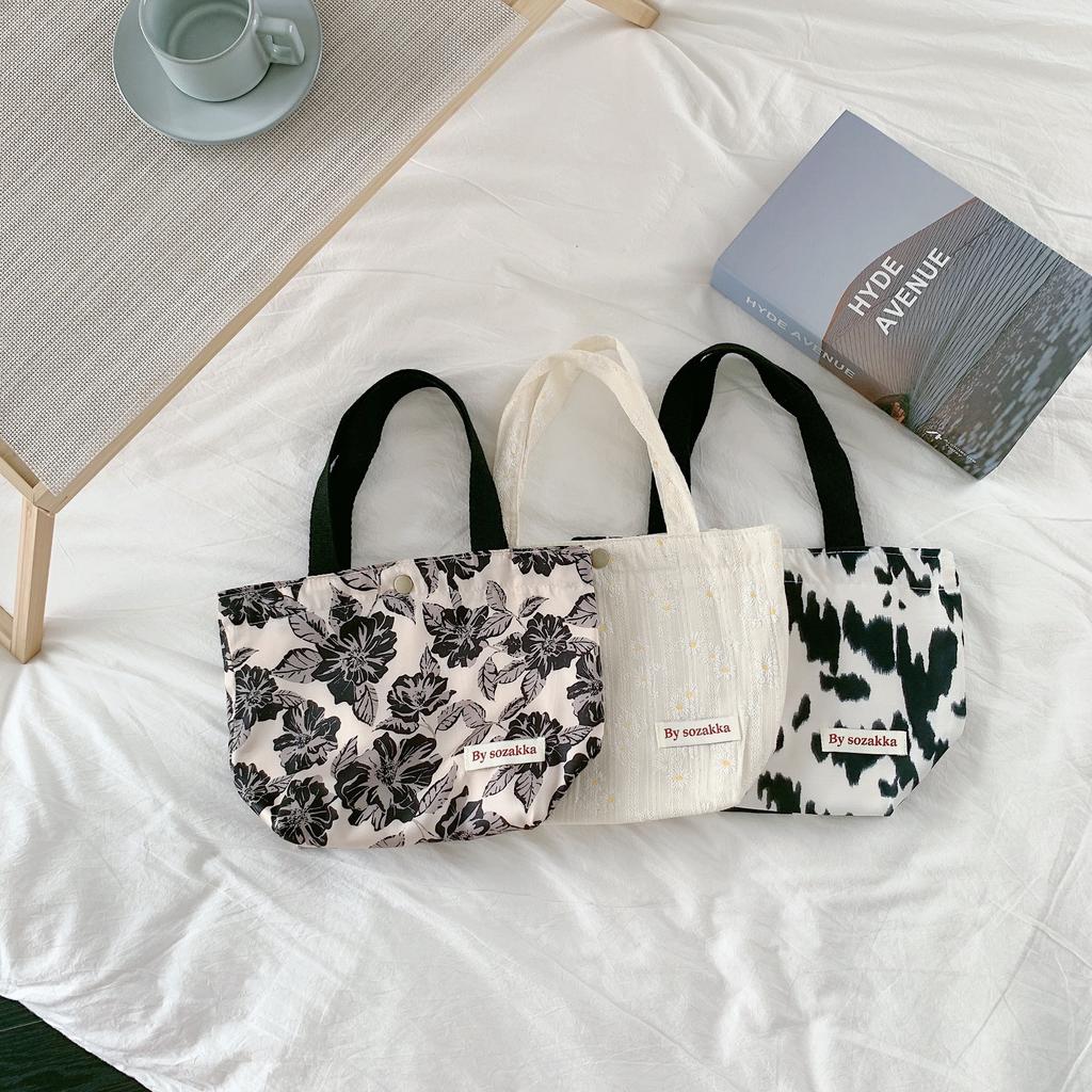 New Literary Small Fresh Portable Bento Bag Casual Women Hand Bag Supply Snack Storage Bag