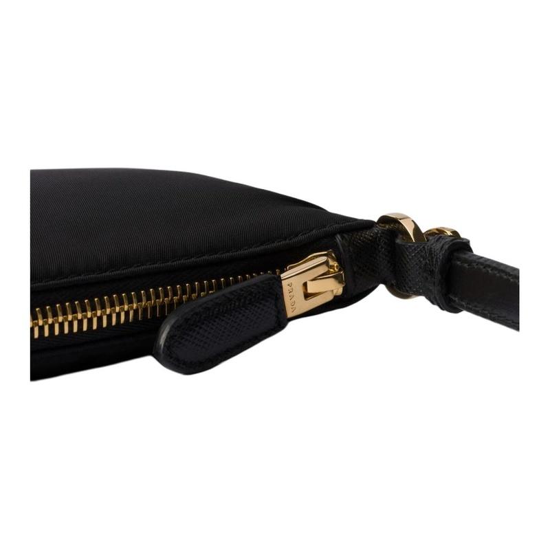 Prada Re-Nylon Enamel Metal Triangle Logo Zipper Closure Regenerated Nylon Shoulder Crossbody Bag Women's Black