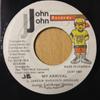 7-дюймовая пластинка JUNIOR CAT, ANGEL DOOLAS - My Arrival НЕТ John John Recor 1997 Ямайка Регги, Ска и Даб Б/У